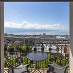 Otel De La Paix 4*