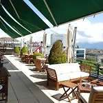 De La Paix Hotel