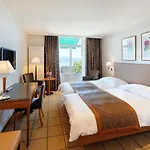 Otel De La Paix 4*