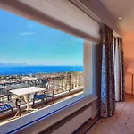 Hotel De La Paix 4*
