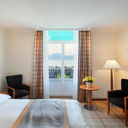 Hotel De La Paix 4*