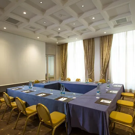 Hotel De La Paix 4*