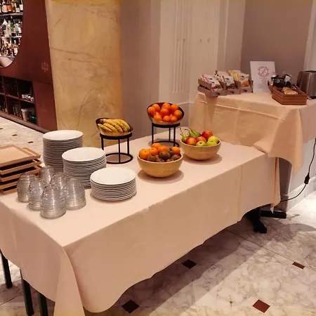 De La Paix Szálloda 4*