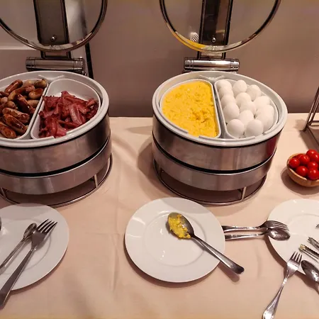 Szálloda De La Paix 4*